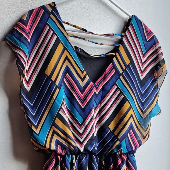 City Triangles Colorful Zig-Zag Retro 80s Dress Size Medium - Picture 11 of 16